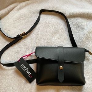 Color: Black belted bag. Brand: Boohoo